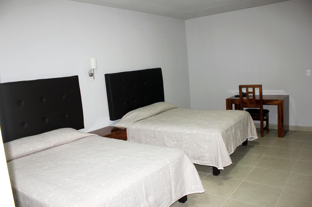 Hotel Tampico Express 马德罗城 外观 照片
